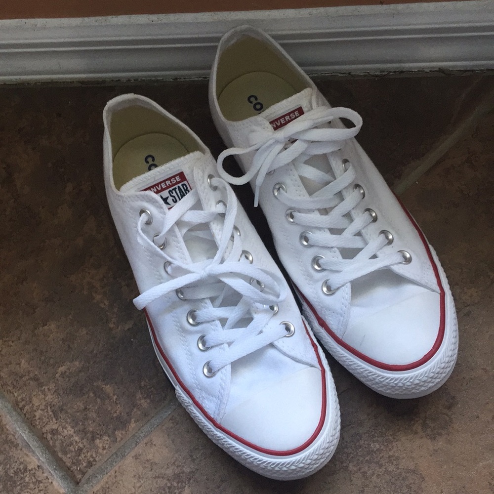 Optical white chuck taylor all star converse